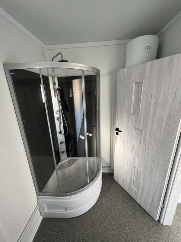 Container Küche, WC, Dusche 6×2,43m – Bild 2